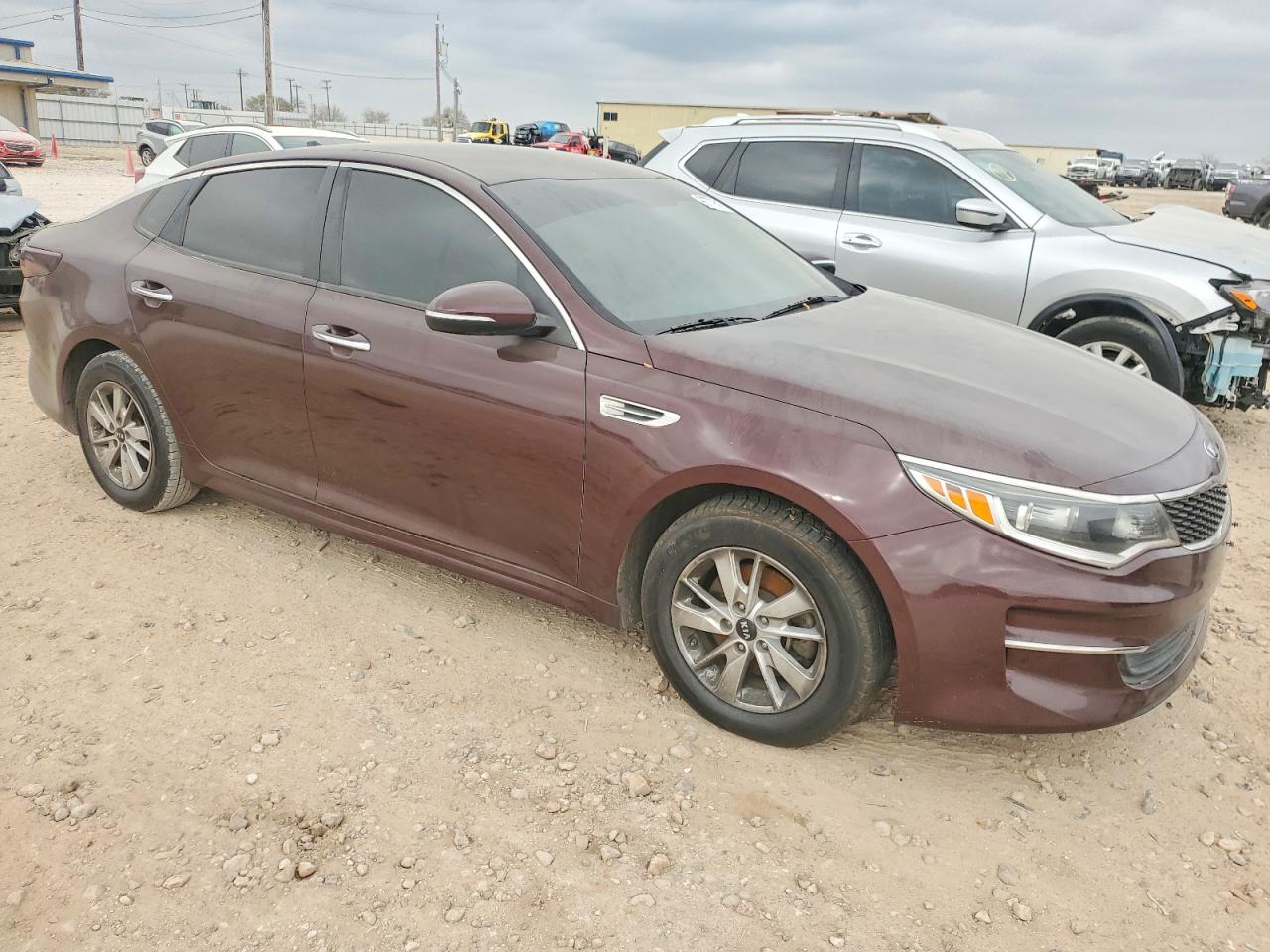 2016 KIA OPTIMA LX photo 4
