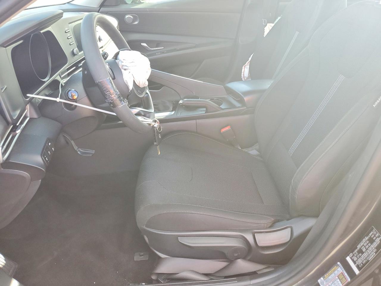 2022 HYUNDAI ELANTRA SE photo 7