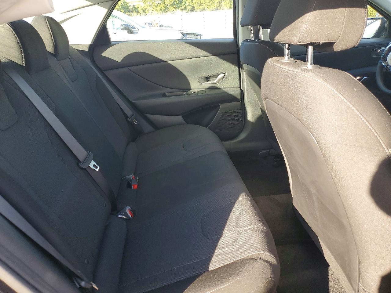 2022 HYUNDAI ELANTRA SE photo 10