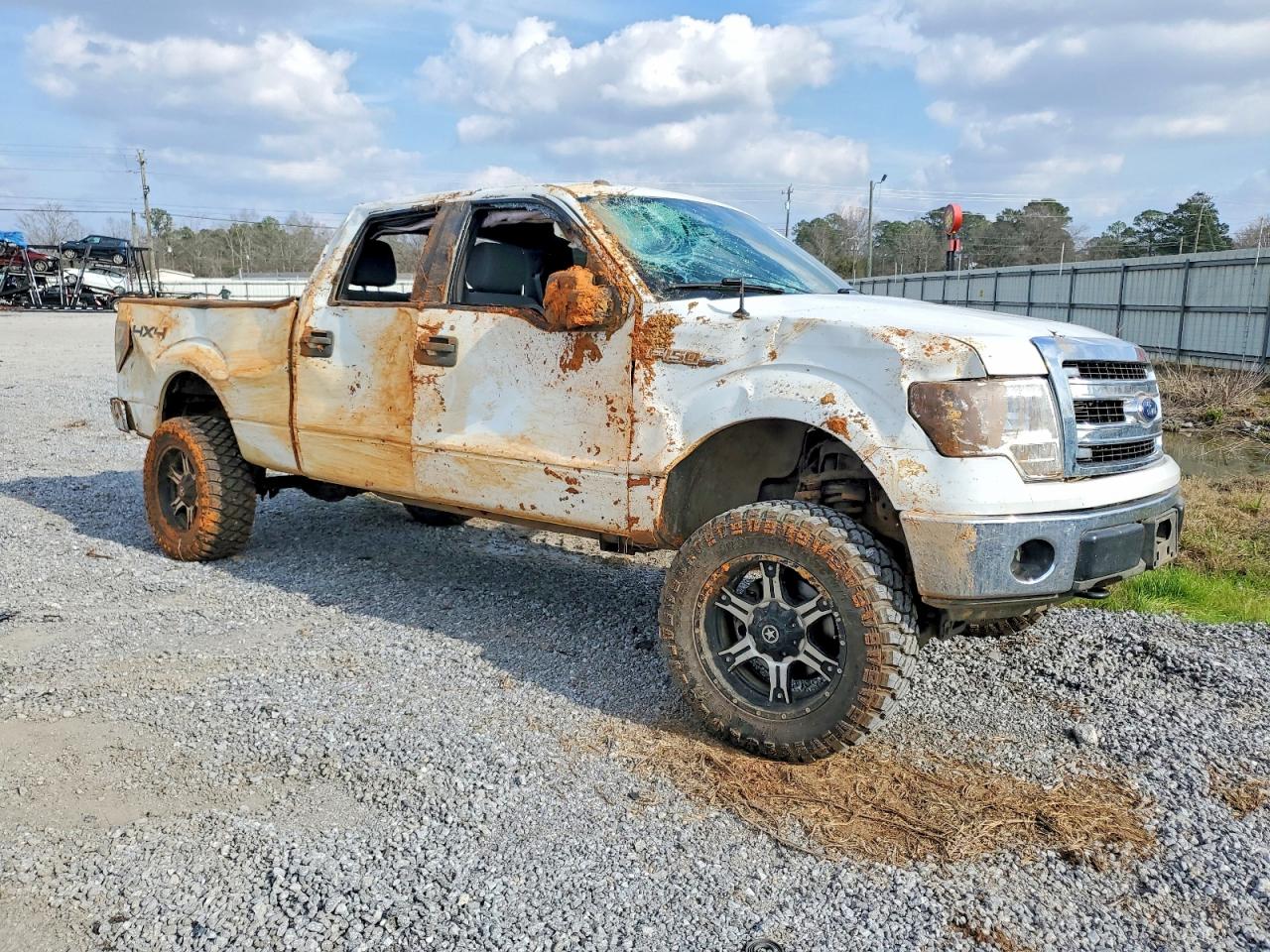 2014 FORD F150 SUPERCREW photo 4