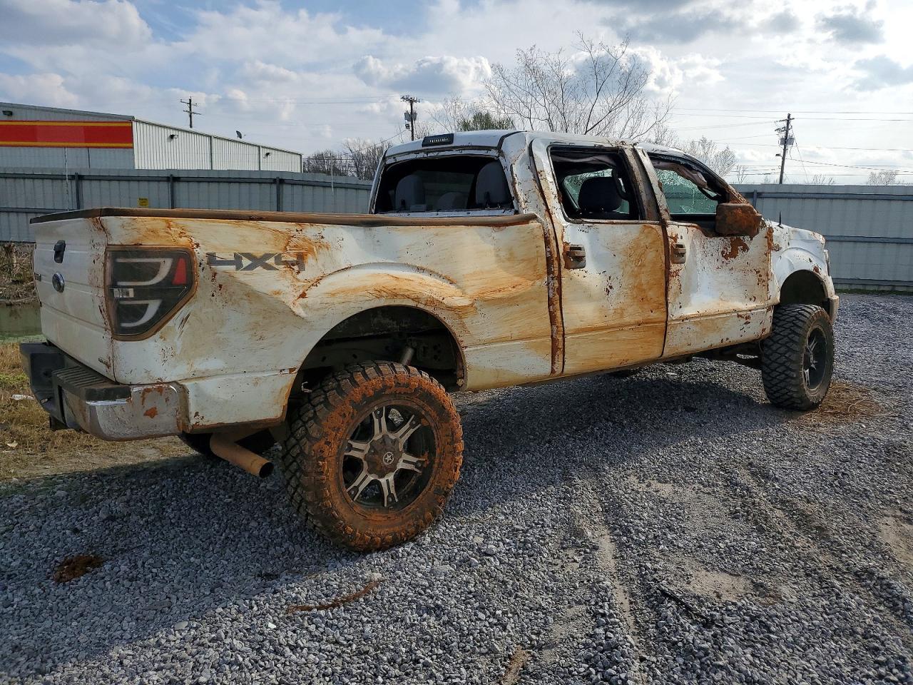 2014 FORD F150 SUPERCREW photo 3