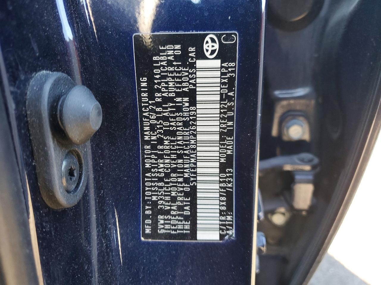 2021 TOYOTA COROLLA LE photo 12