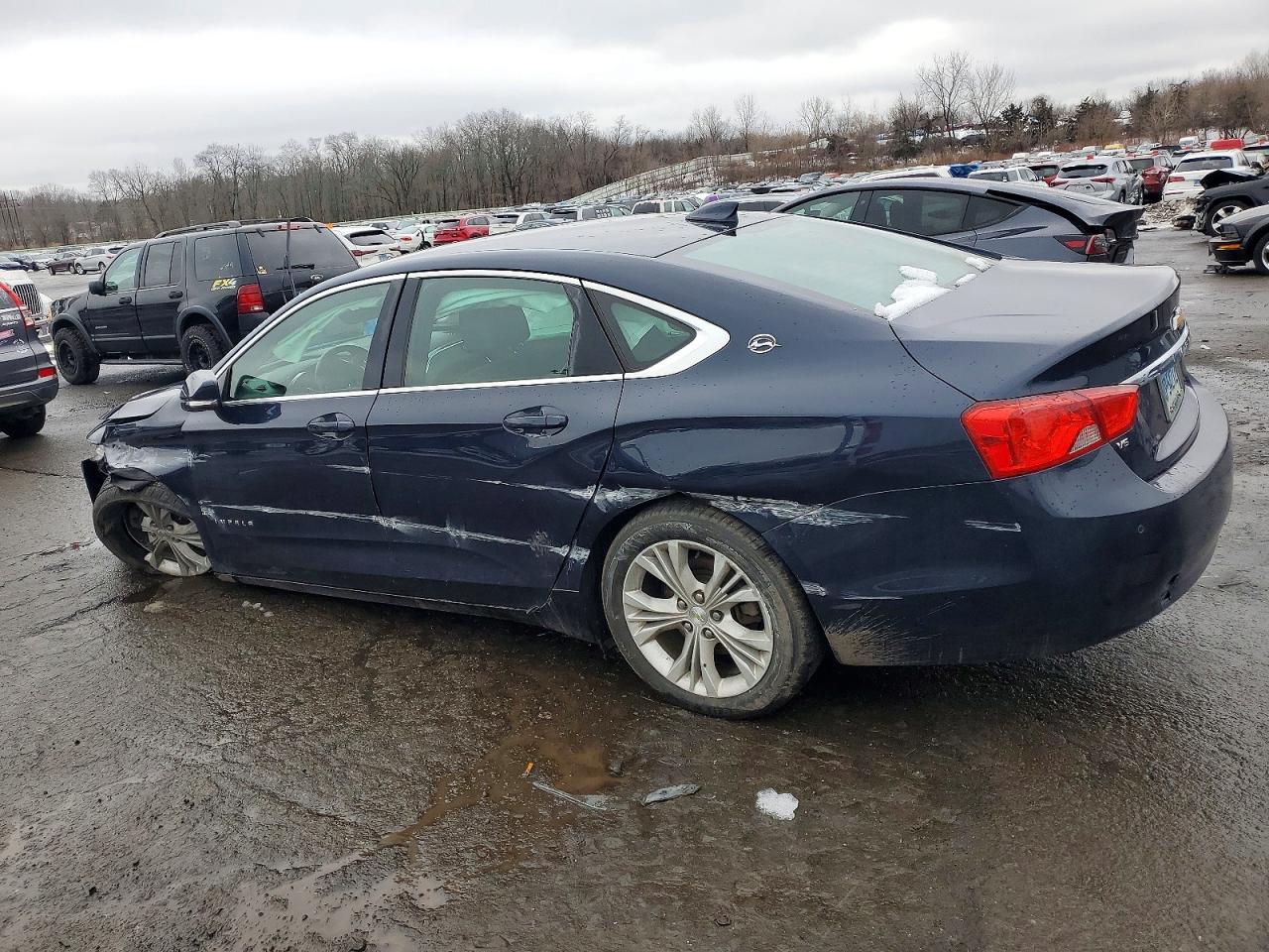 2015 CHEVROLET IMPALA LT photo 2