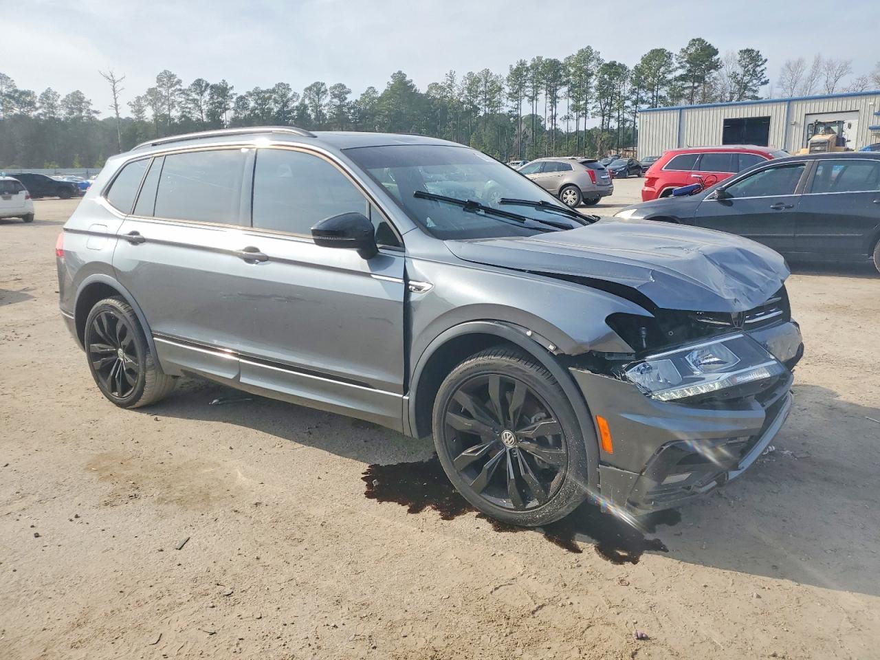 2021 VOLKSWAGEN TIGUAN SE photo 7