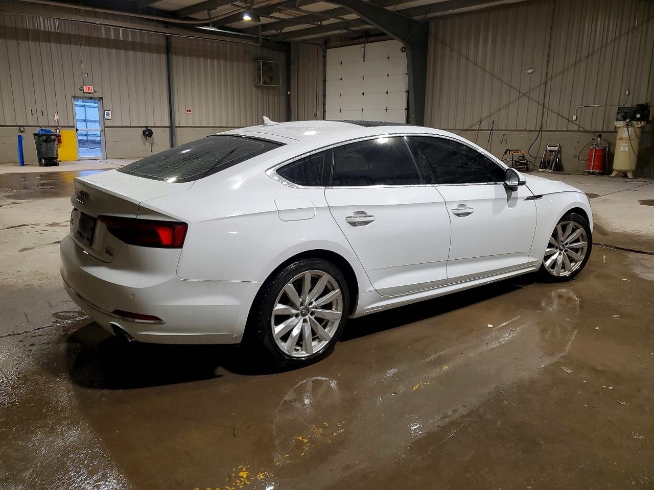 2018 AUDI A5 PREMIUM PLUS photo 3
