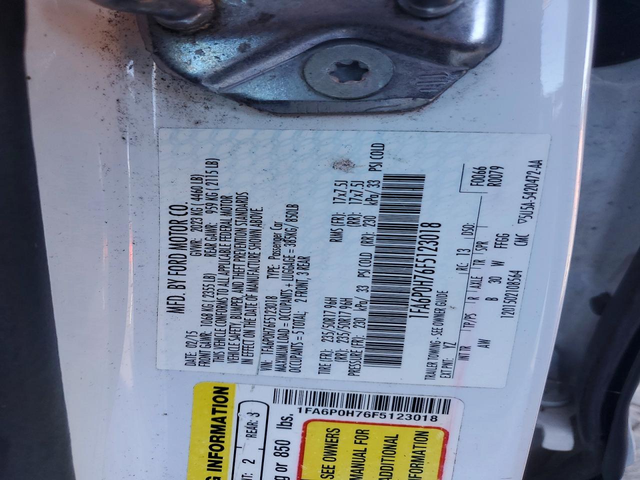 2015 FORD FUSION SE photo 12