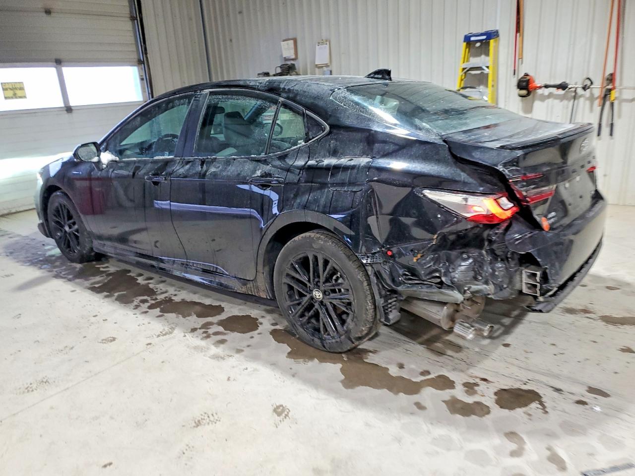 2025 TOYOTA CAMRY XSE photo 2