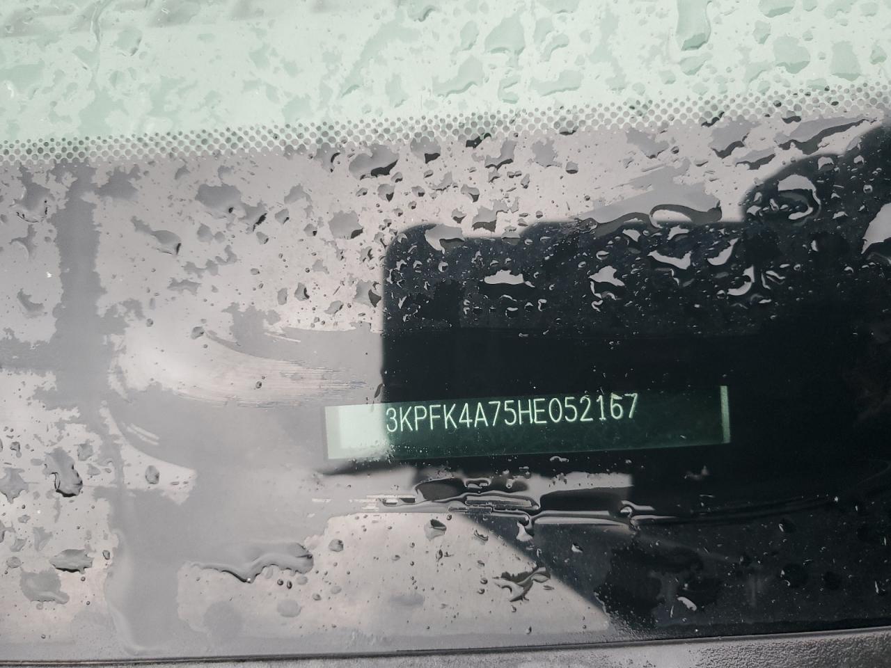 2017 KIA FORTE LX photo 12