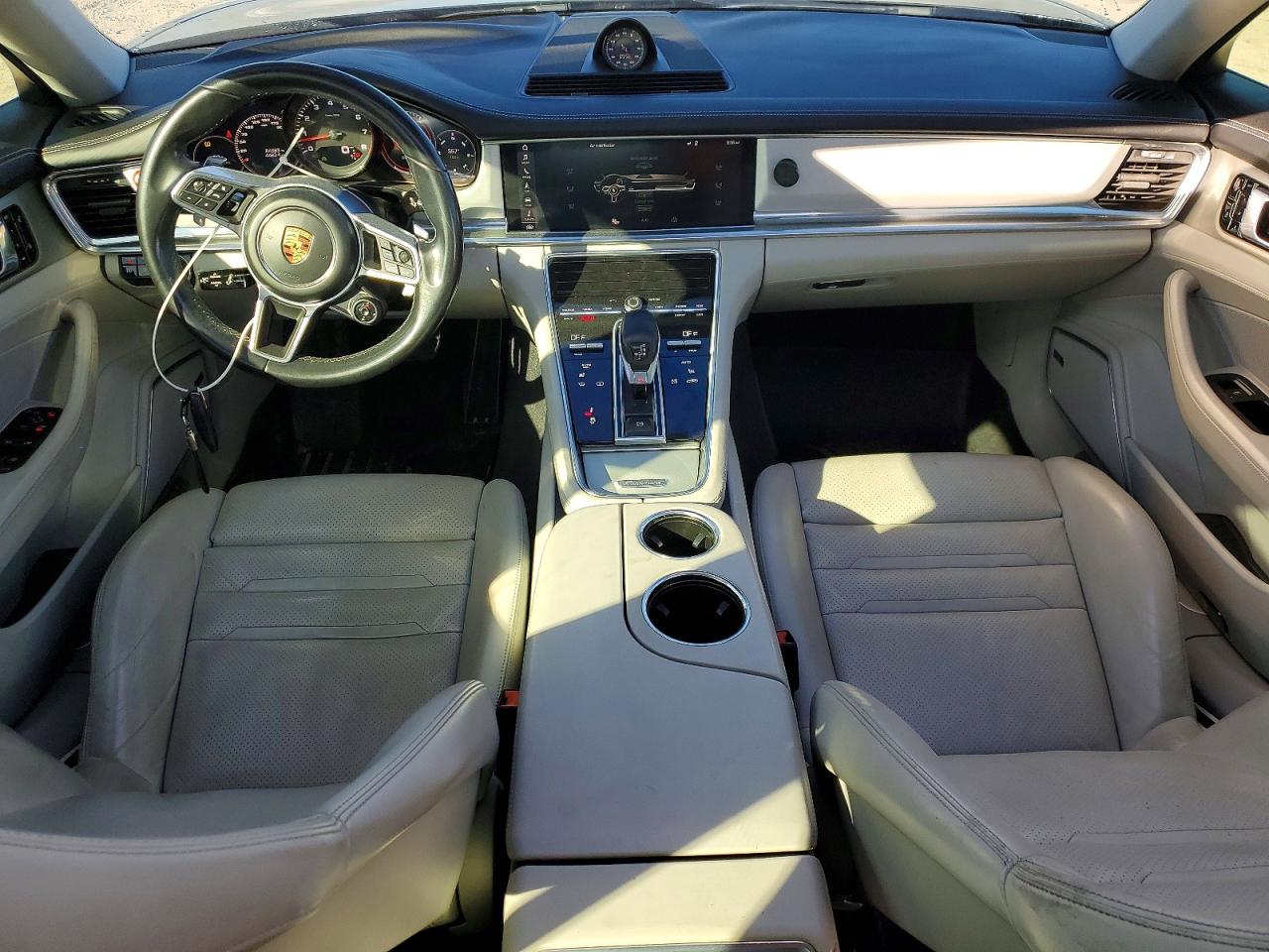 2017 PORSCHE PANAMERA 4S photo 8