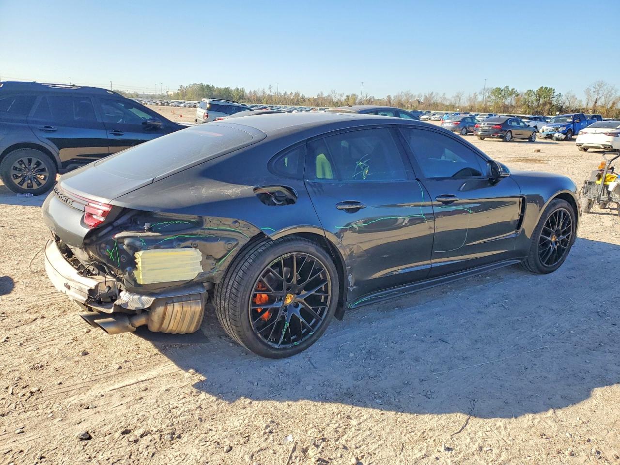 2017 PORSCHE PANAMERA 4S photo 3