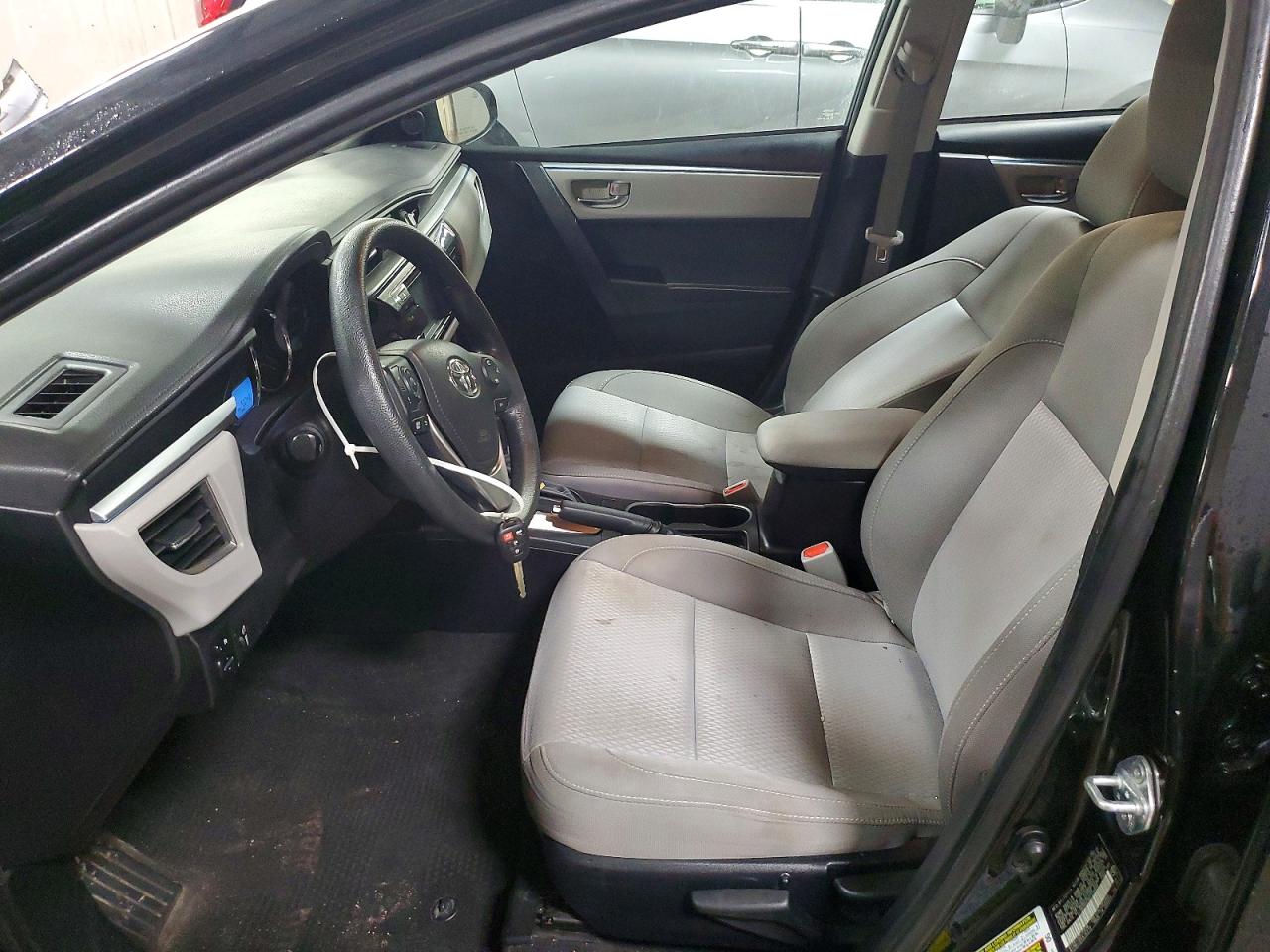 2016 TOYOTA COROLLA L photo 7