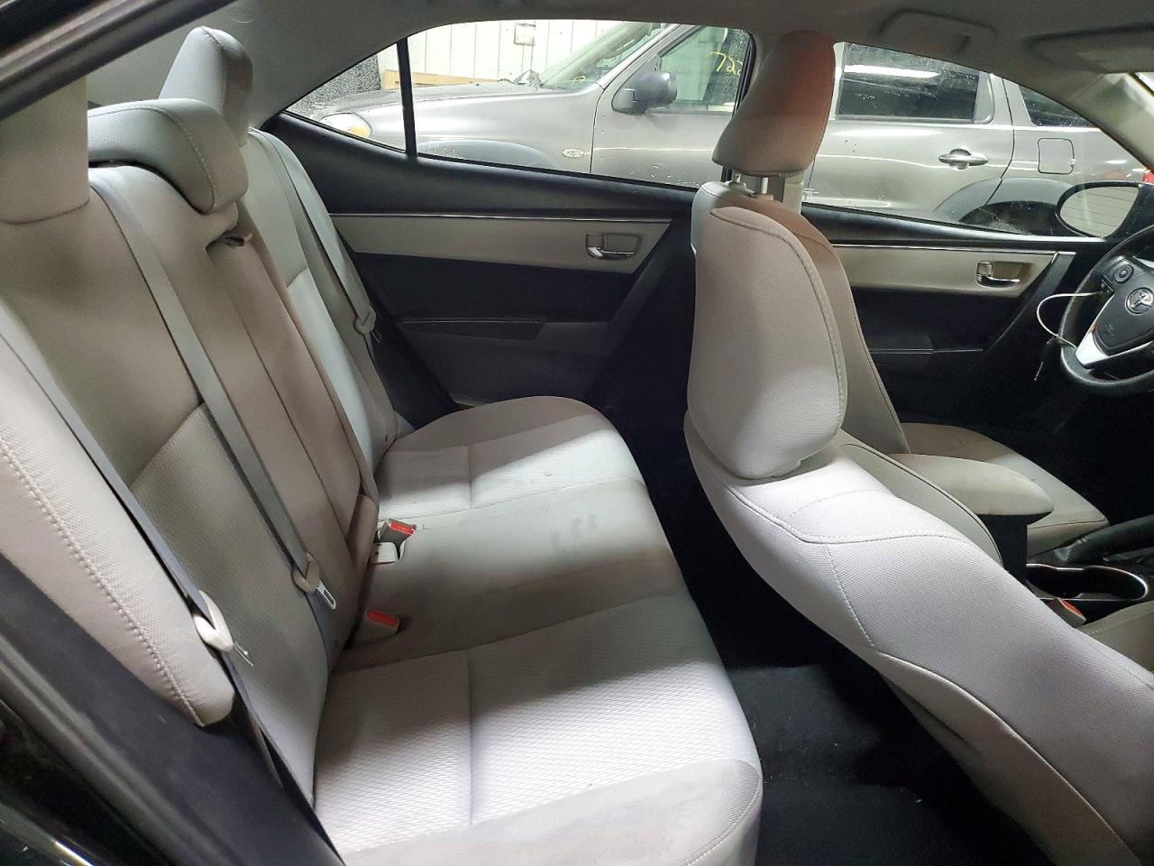2016 TOYOTA COROLLA L photo 10