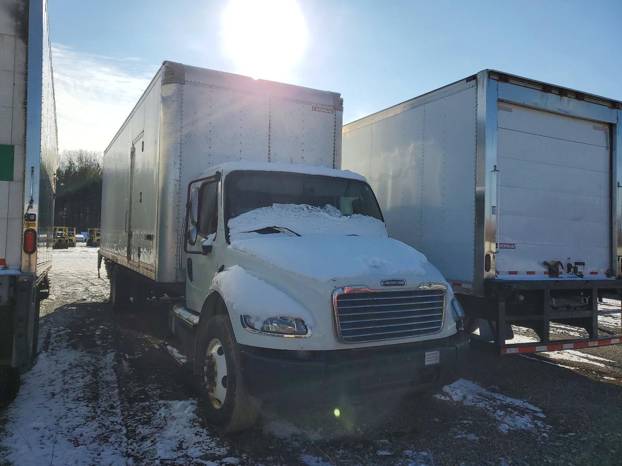 2018 FREIGHTLINER M2 106 MEDIUM DUTY photo 4
