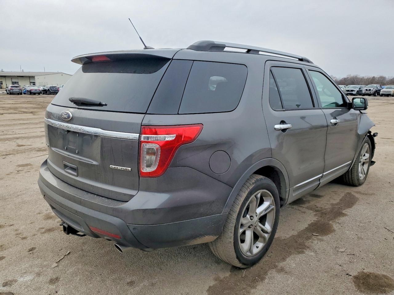 2015 FORD EXPLORER LIMITED photo 3
