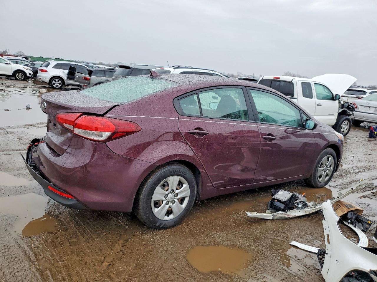 2017 KIA FORTE LX photo 3