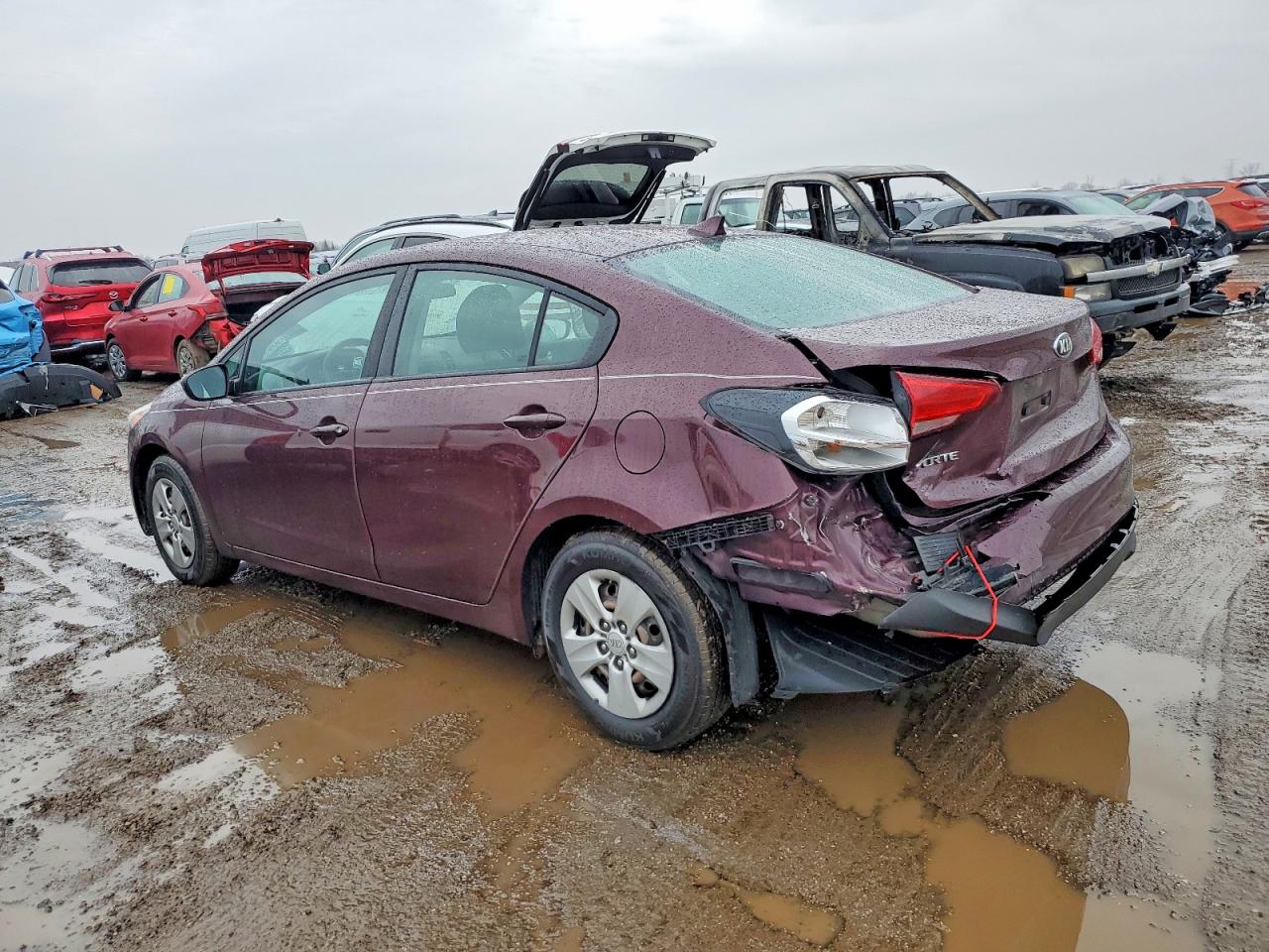 2017 KIA FORTE LX photo 2