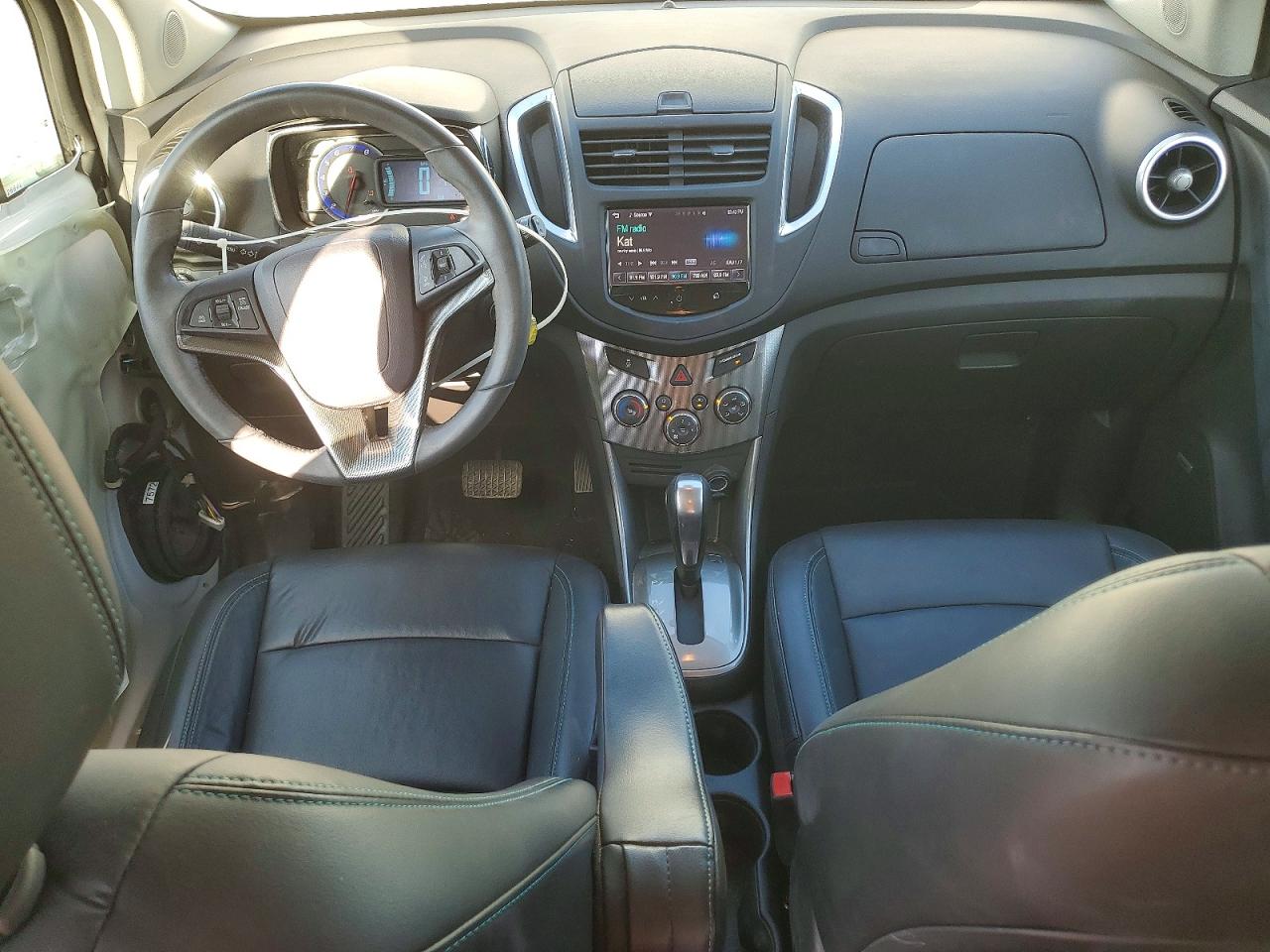 2015 CHEVROLET TRAX LTZ photo 8