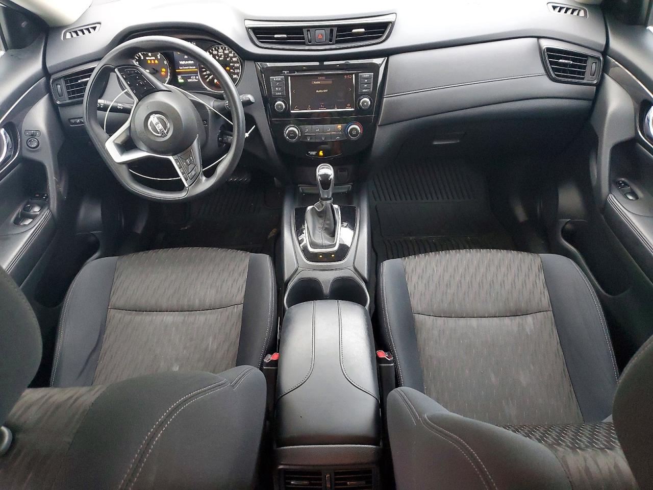 2018 NISSAN ROGUE S photo 8