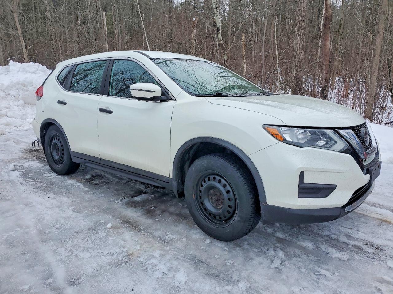 2018 NISSAN ROGUE S photo 4