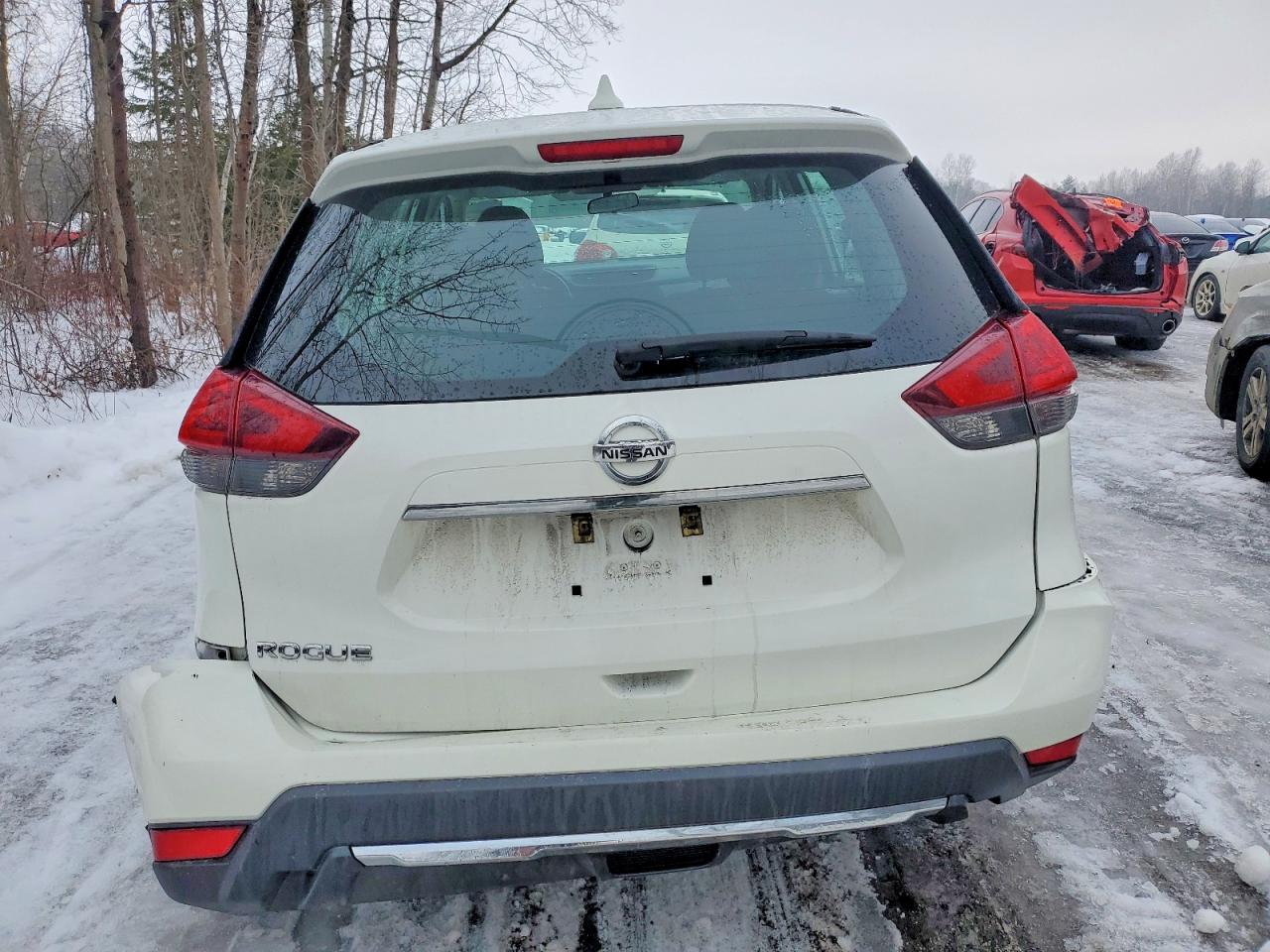 2018 NISSAN ROGUE S photo 6