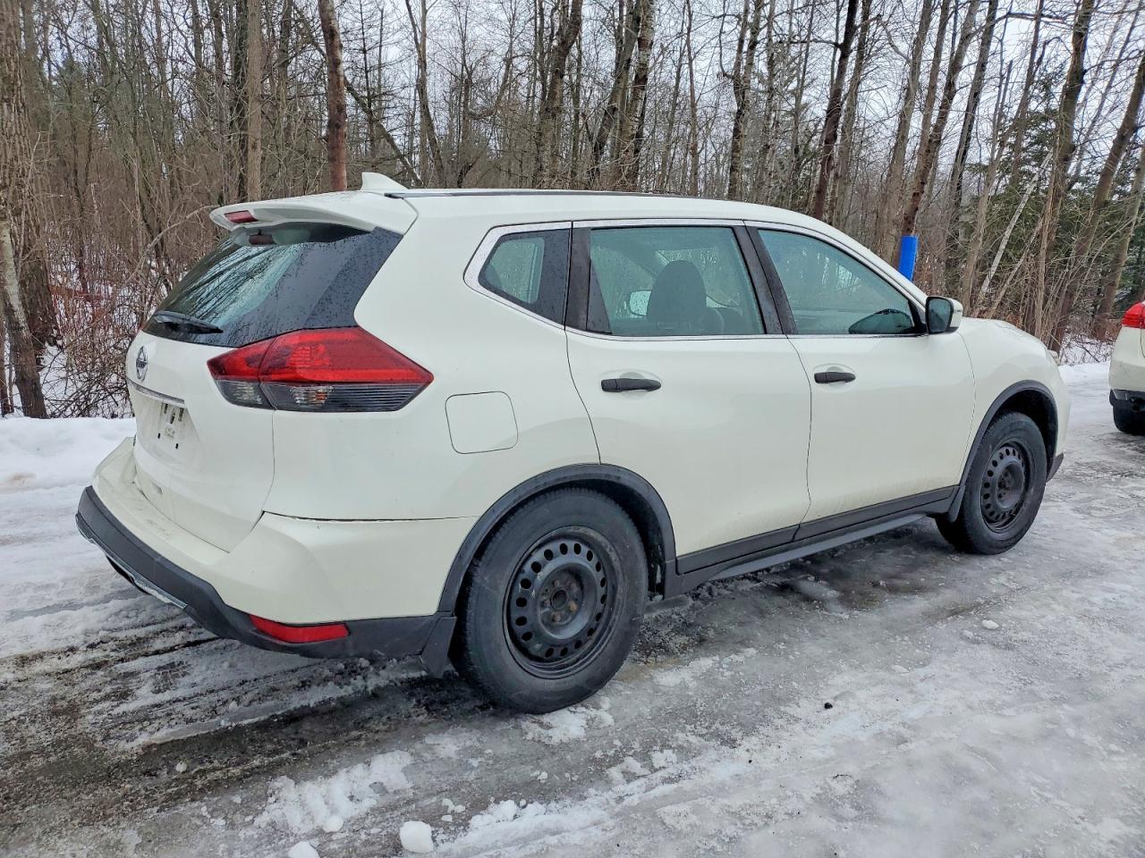 2018 NISSAN ROGUE S photo 3
