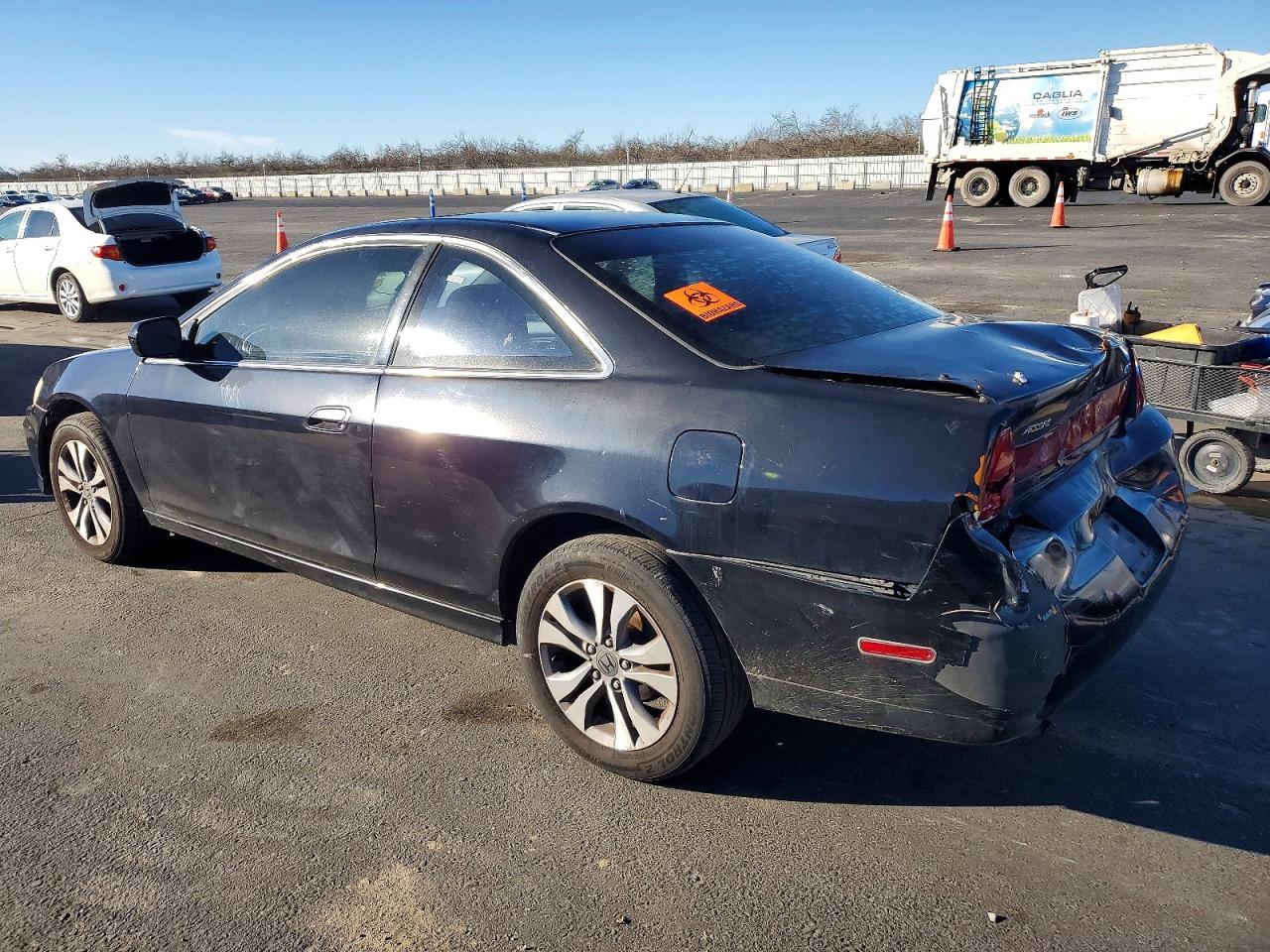 2002 HONDA ACCORD EX photo 2