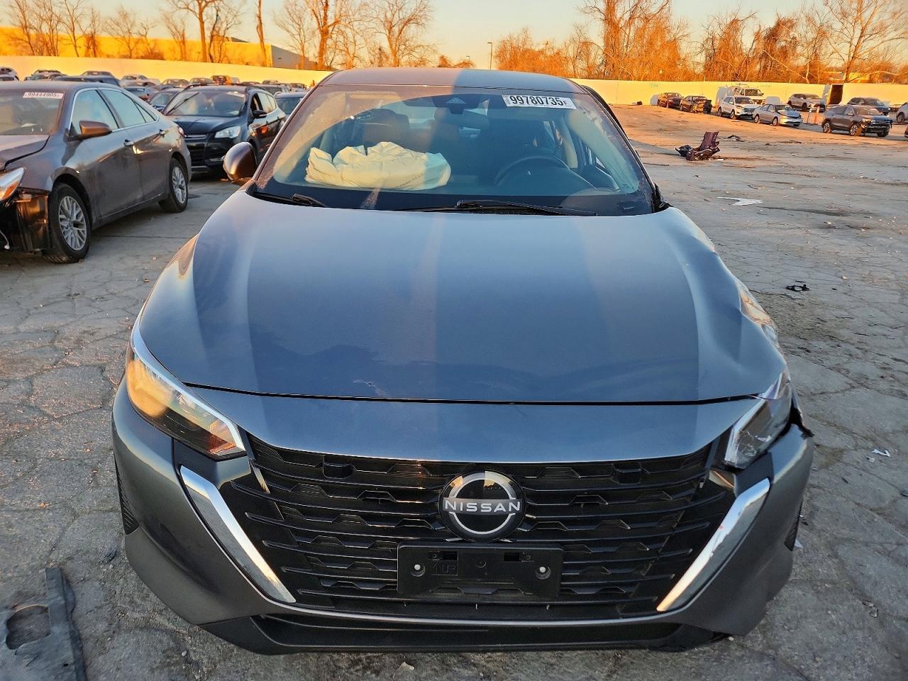 2024 NISSAN SENTRA S photo 5