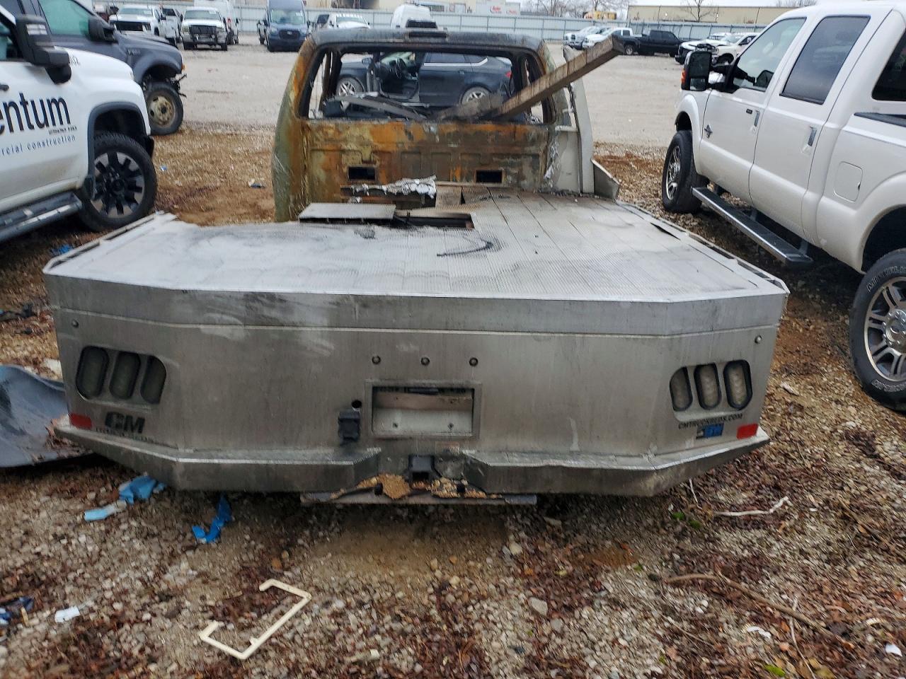2001 FORD F350 SUPER DUTY FLATBED TRUCK photo 6