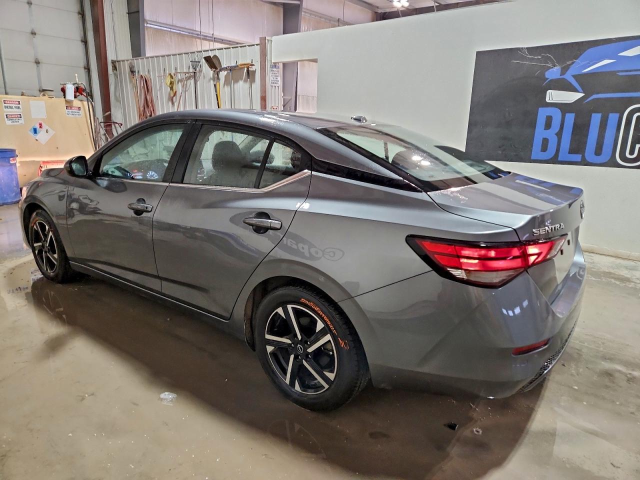2024 NISSAN SENTRA SV photo 2