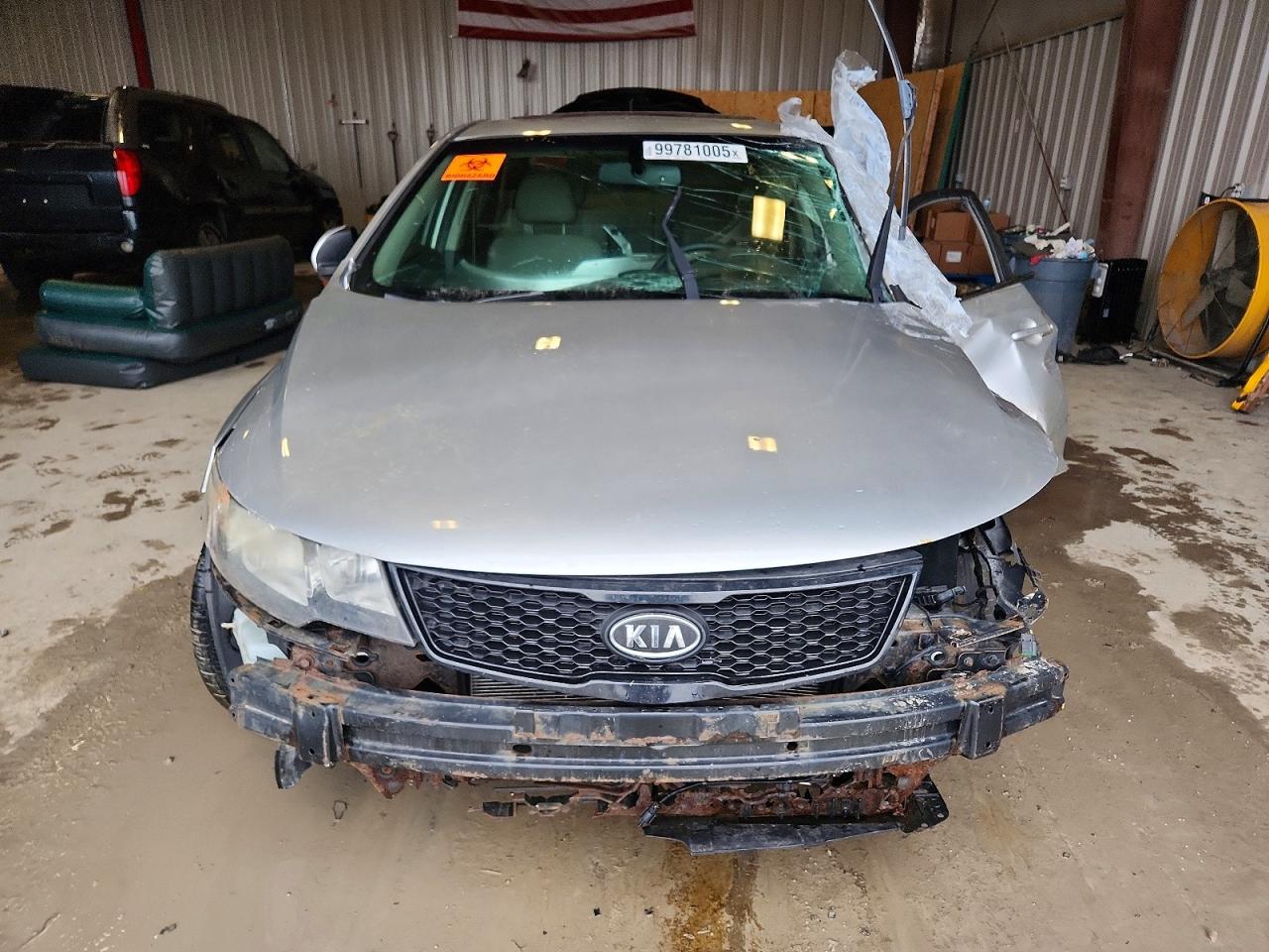 2012 KIA FORTE EX photo 5