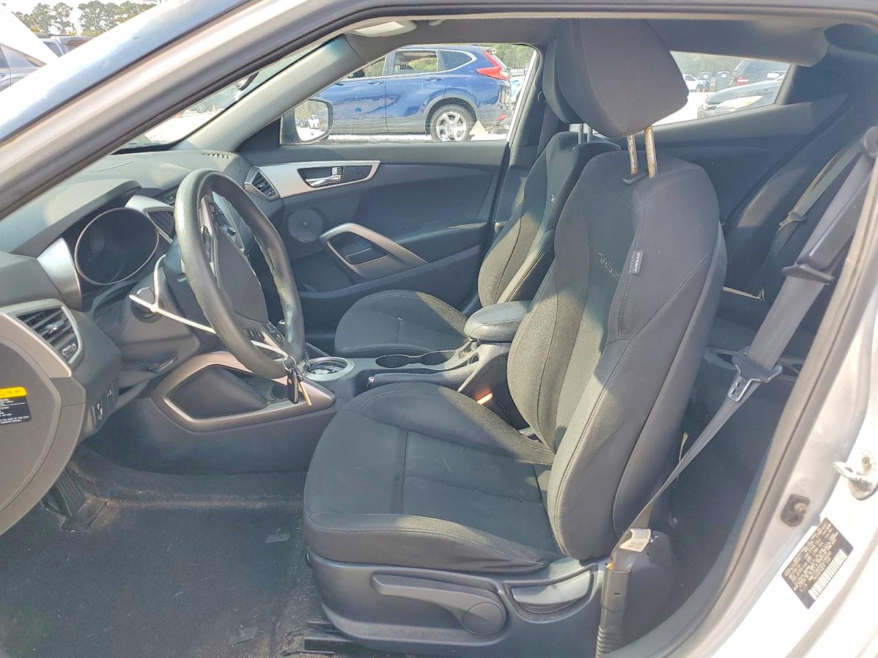 2016 HYUNDAI VELOSTER photo 7