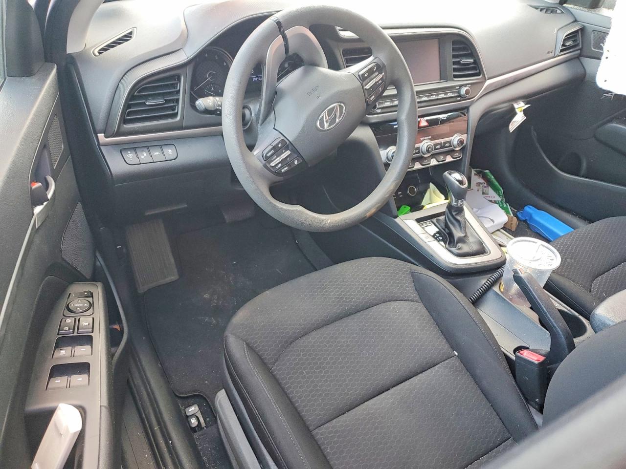 2020 HYUNDAI ELANTRA SEL photo 8