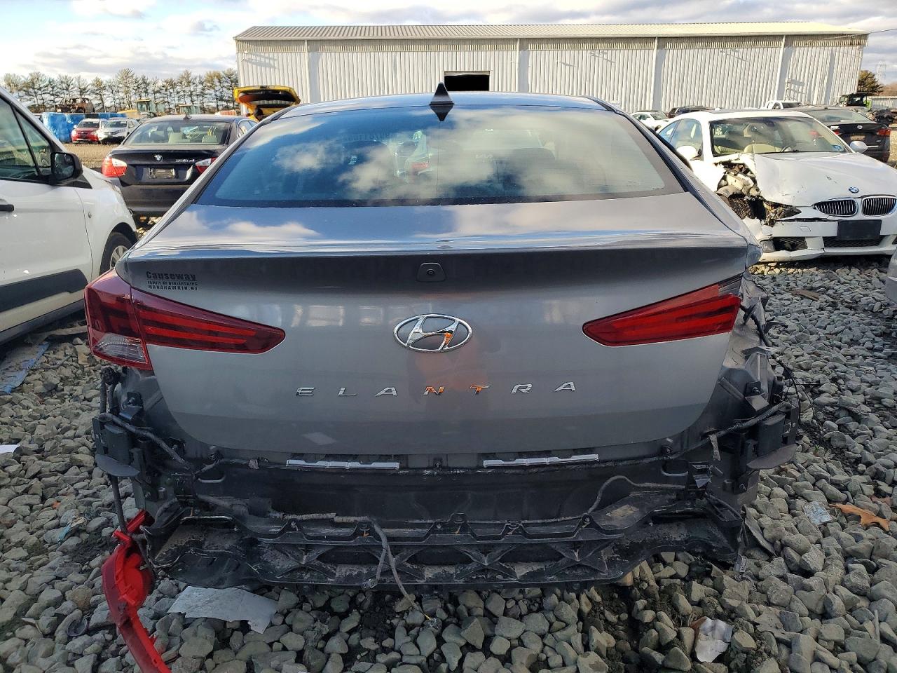2020 HYUNDAI ELANTRA SEL photo 6