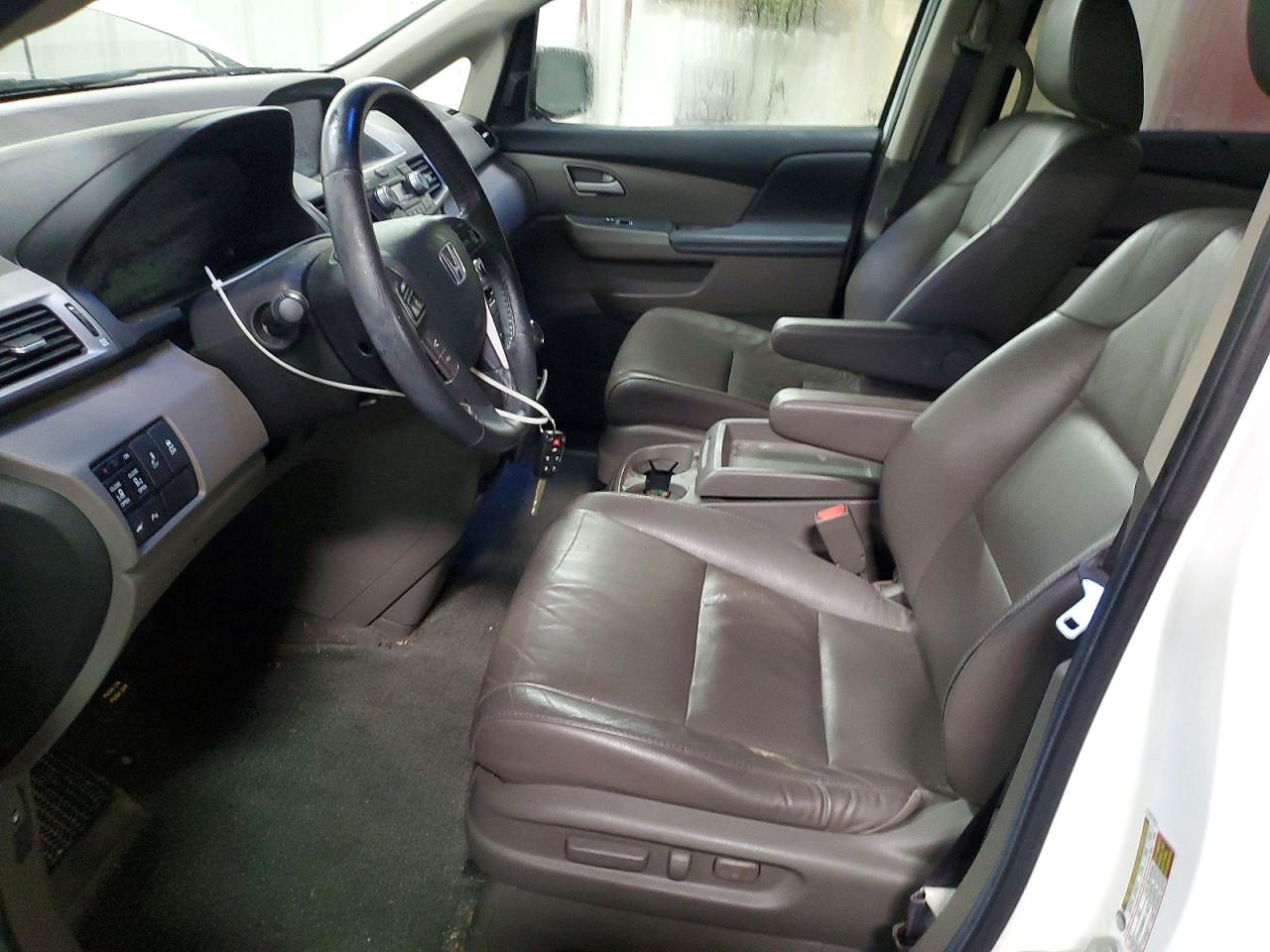 2012 HONDA ODYSSEY TOURING photo 7