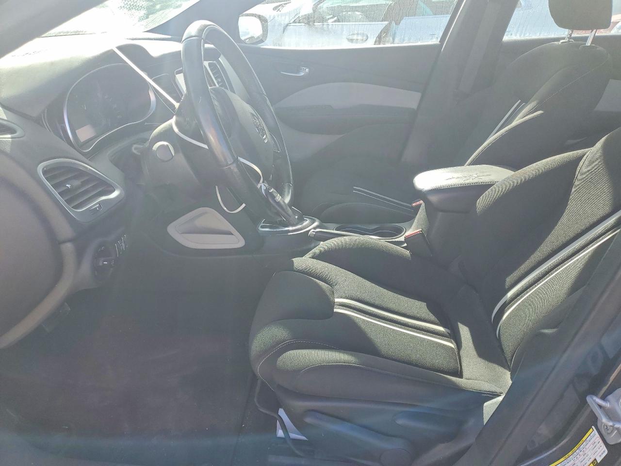 2013 DODGE DART SXT photo 13