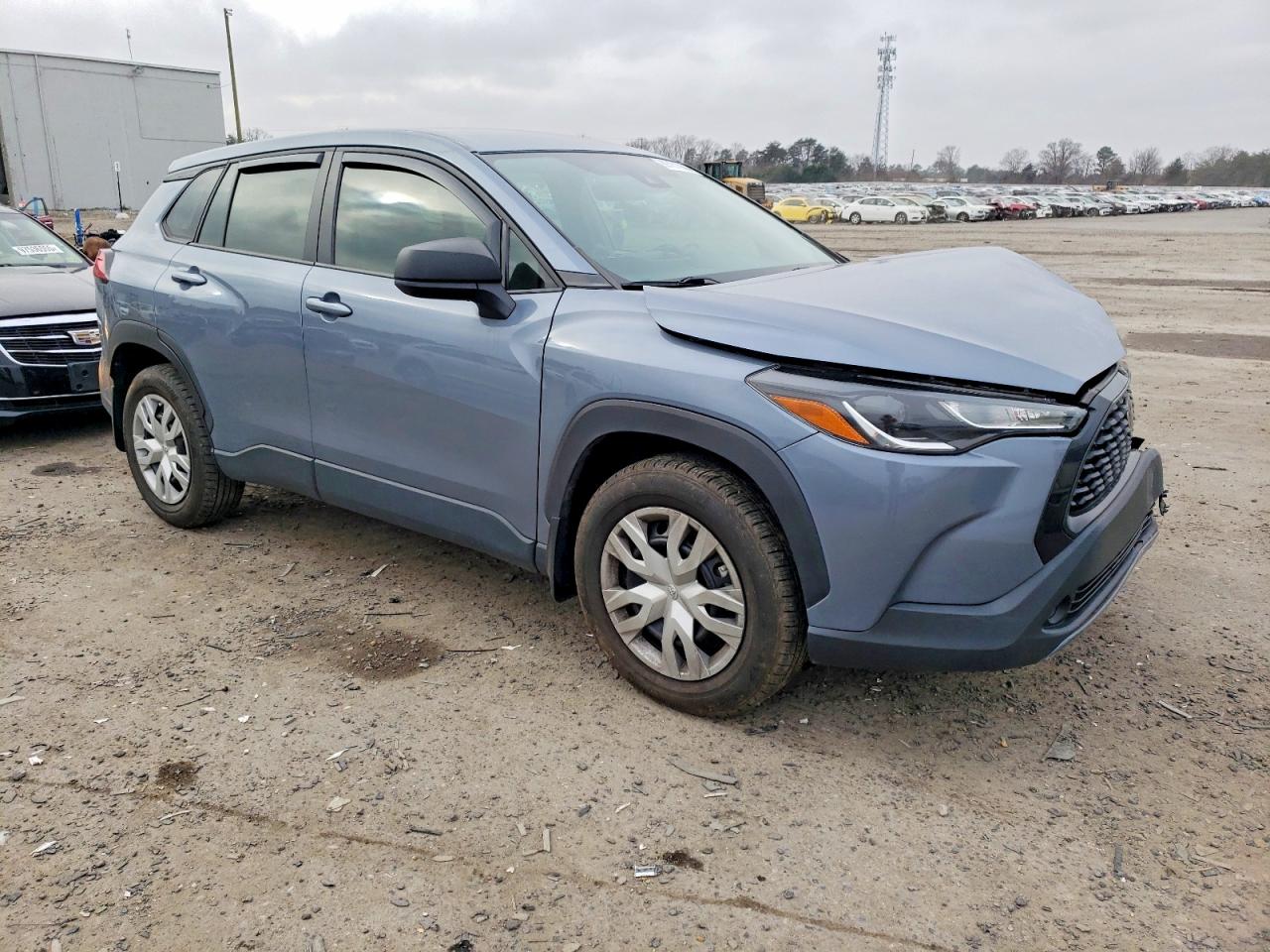 2022 TOYOTA COROLLA CROSS L photo 7