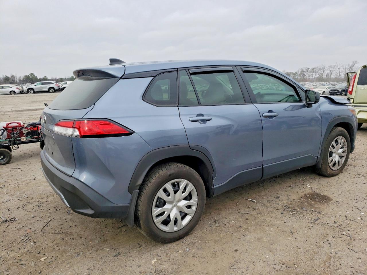 2022 TOYOTA COROLLA CROSS L photo 5