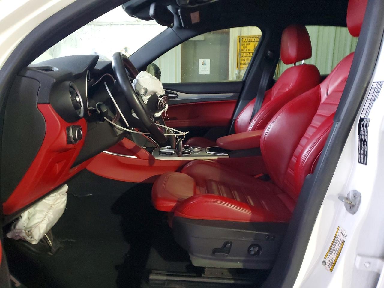 2020 ALFA ROMEO STELVIO photo 7