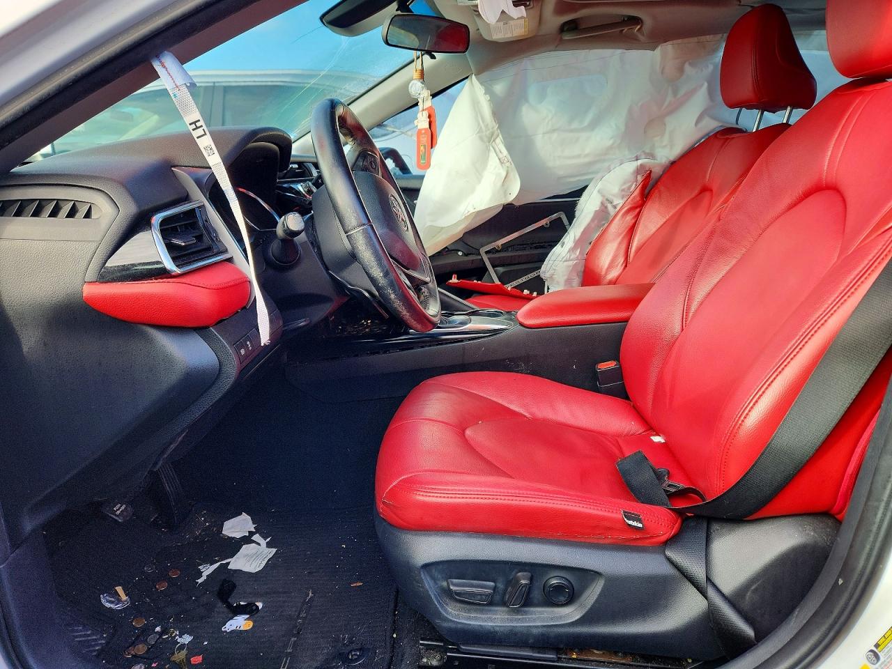 2018 TOYOTA CAMRY BASE photo 13