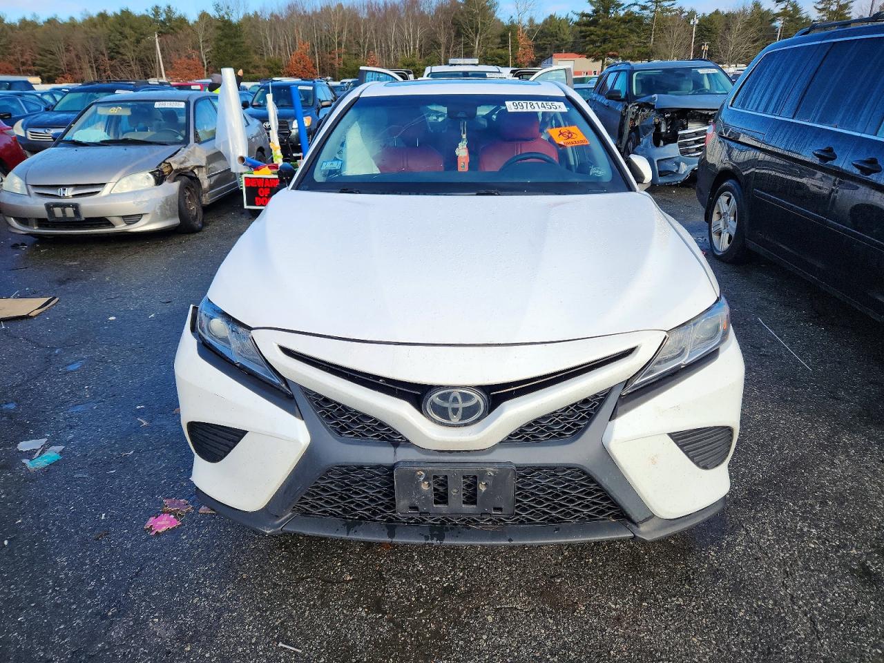 2018 TOYOTA CAMRY BASE photo 9