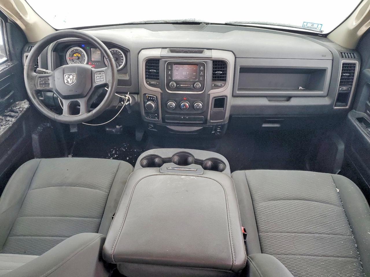 2014 RAM 1500 ST photo 8