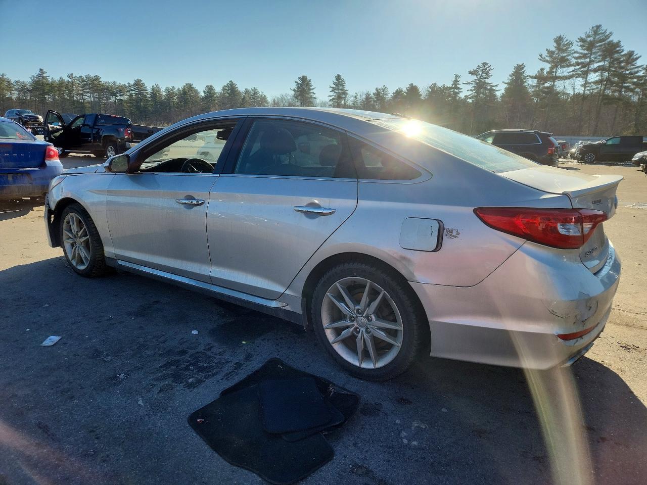 2015 HYUNDAI SONATA SPORT photo 2