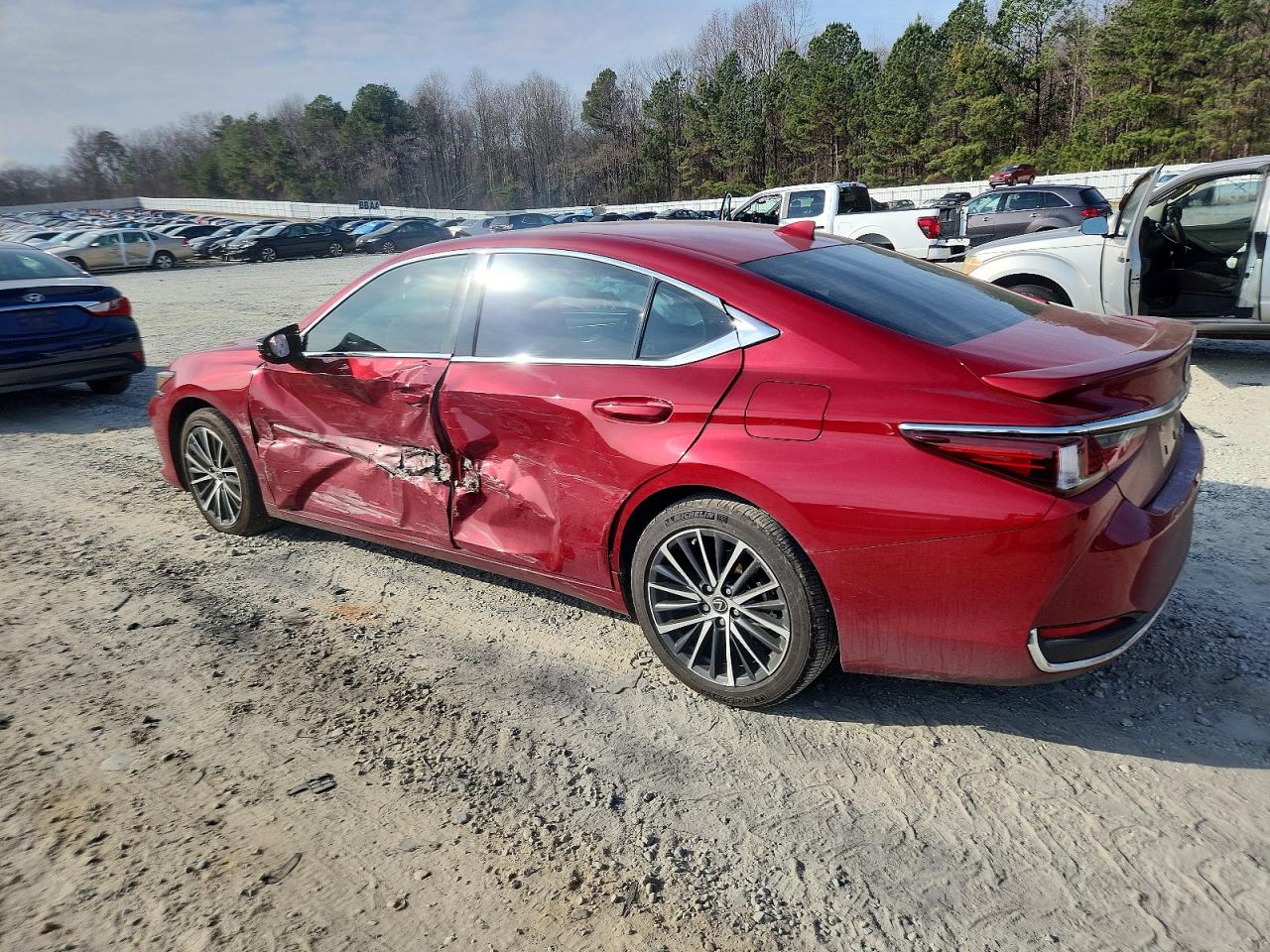 2024 LEXUS ES 300H BASE photo 2