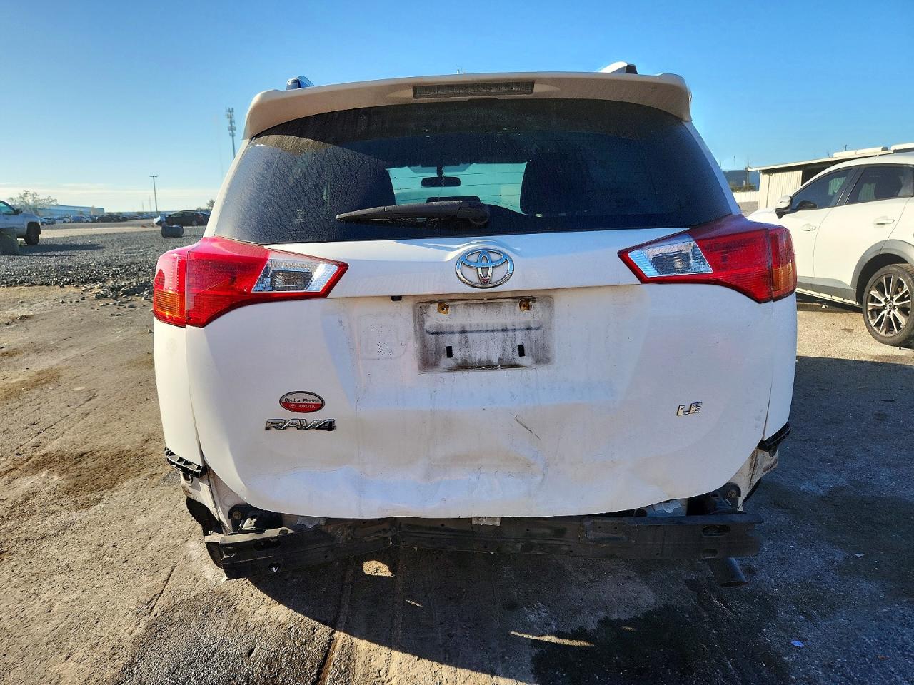 2015 TOYOTA RAV4 LE photo 6