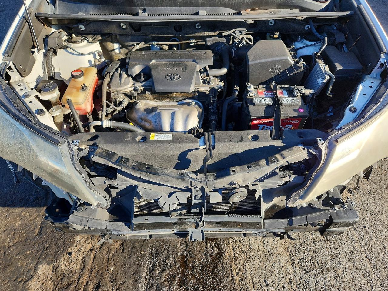2015 TOYOTA RAV4 LE photo 12