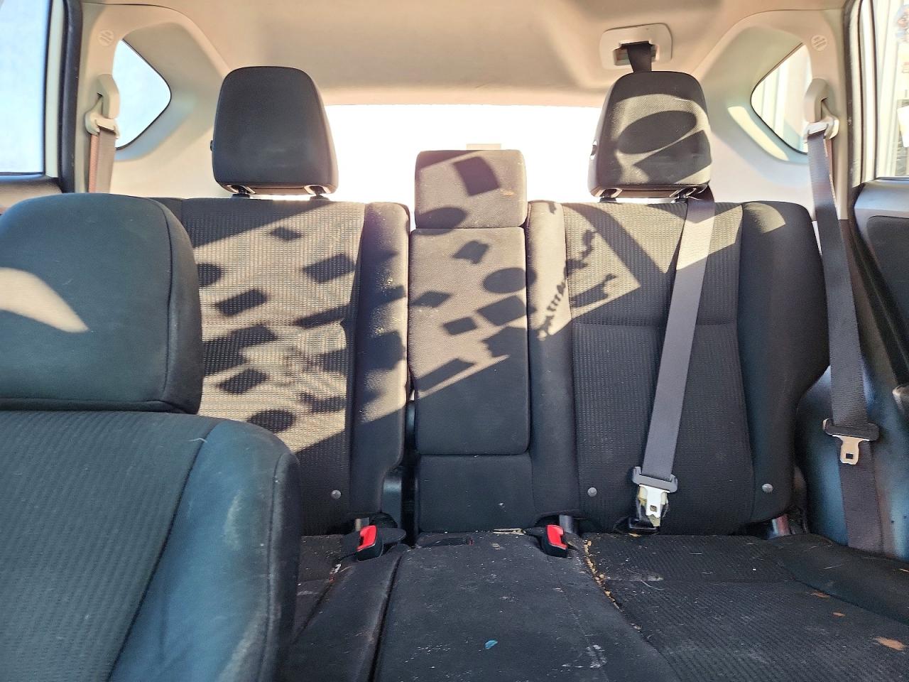 2015 TOYOTA RAV4 LE photo 10