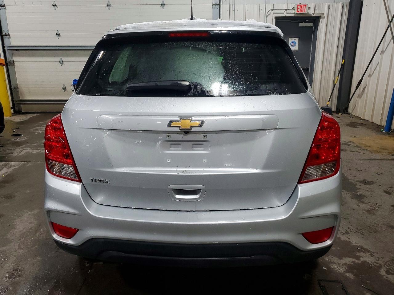 2020 CHEVROLET TRAX LS photo 6