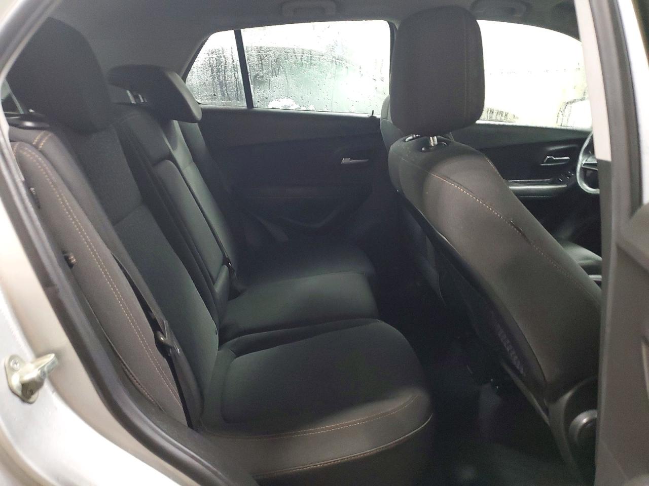 2020 CHEVROLET TRAX LS photo 11