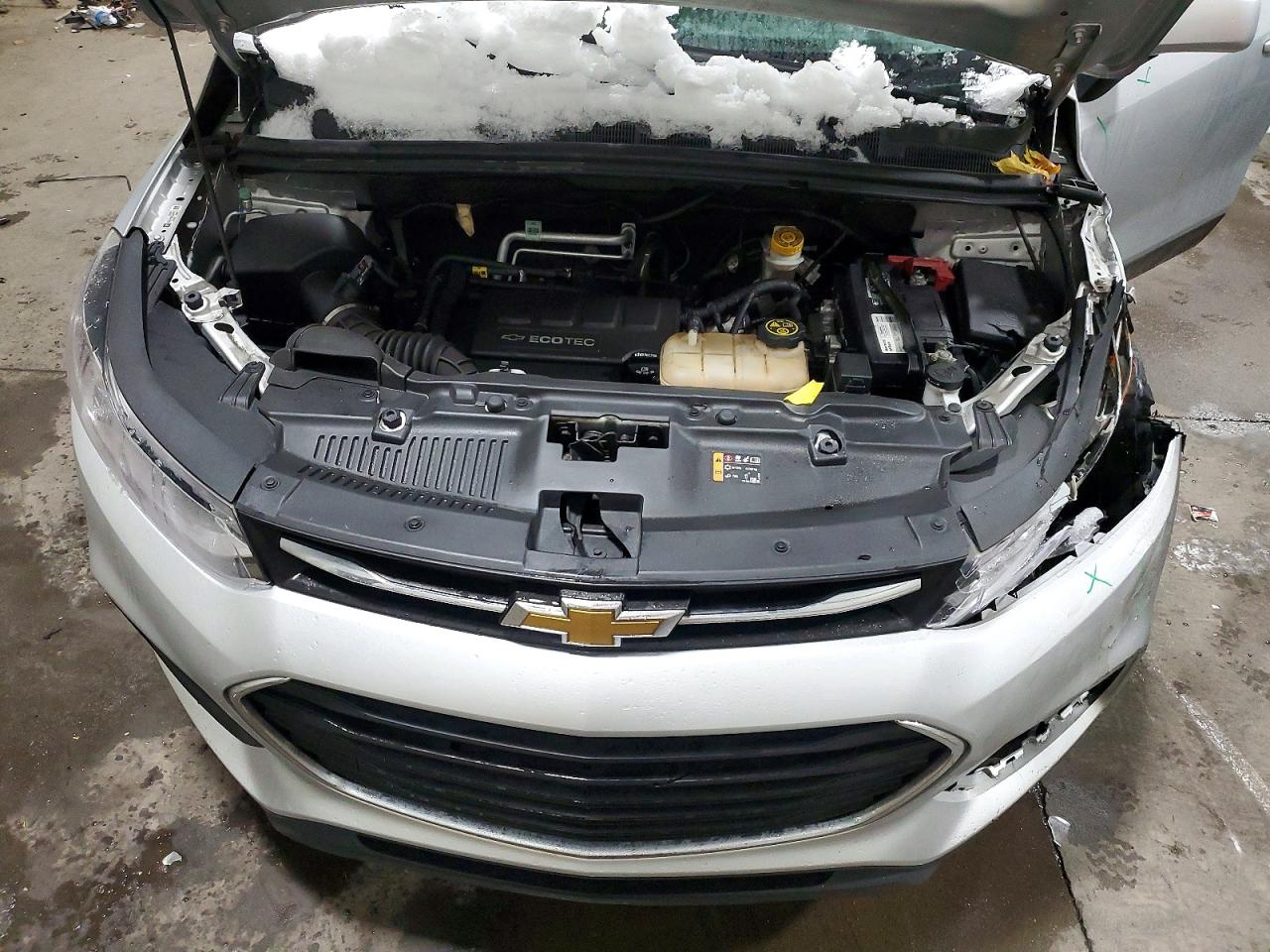 2020 CHEVROLET TRAX LS photo 12