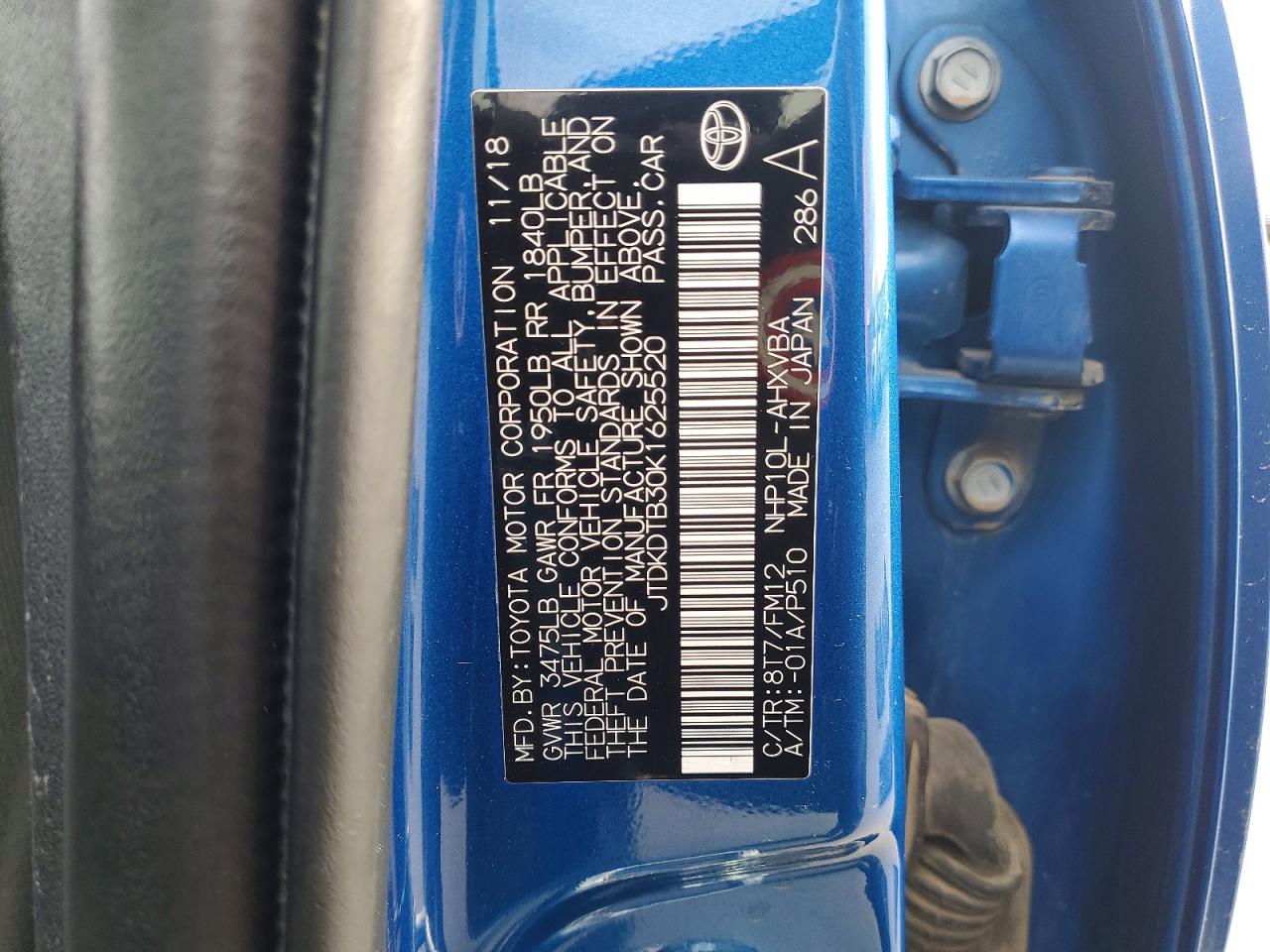 2019 TOYOTA PRIUS C photo 23